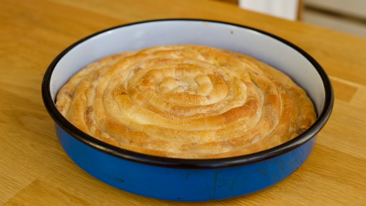 Burek sa junetinom od domaćih kora 12x12in